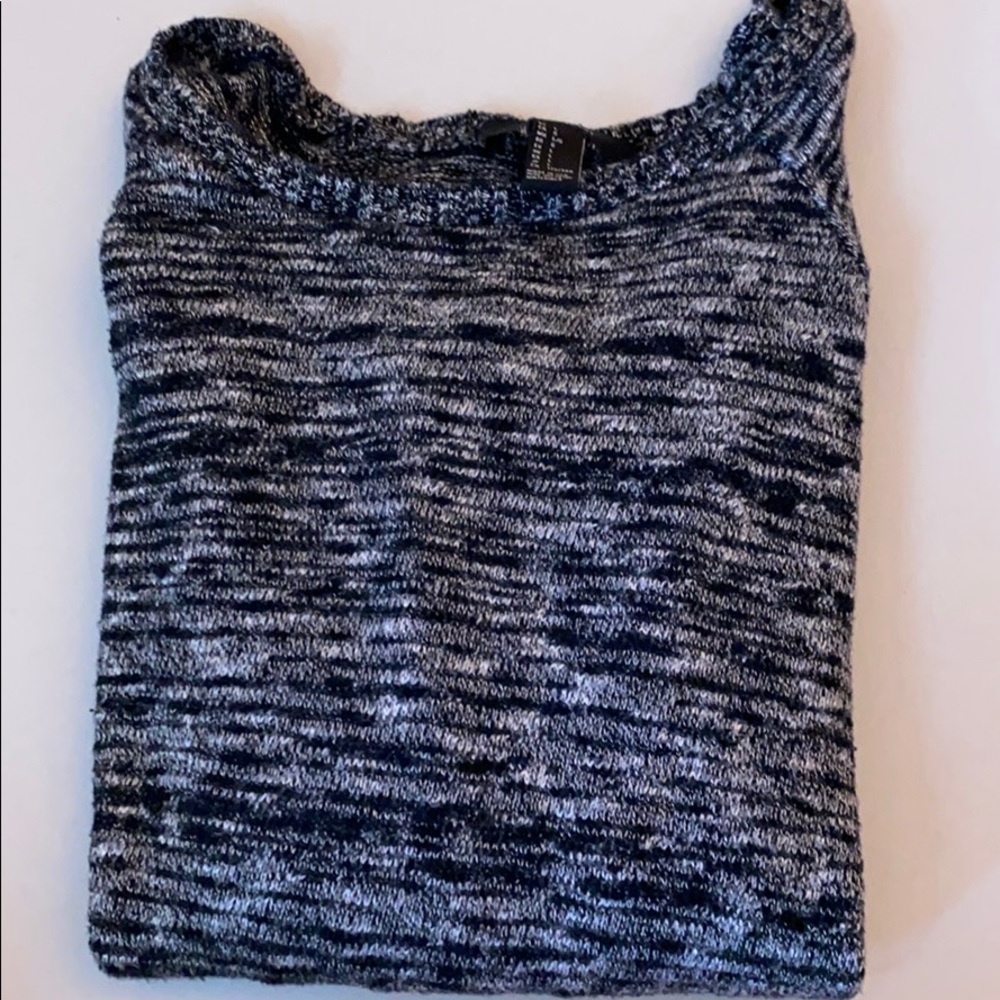 Flowy forever 21 casual sweater !